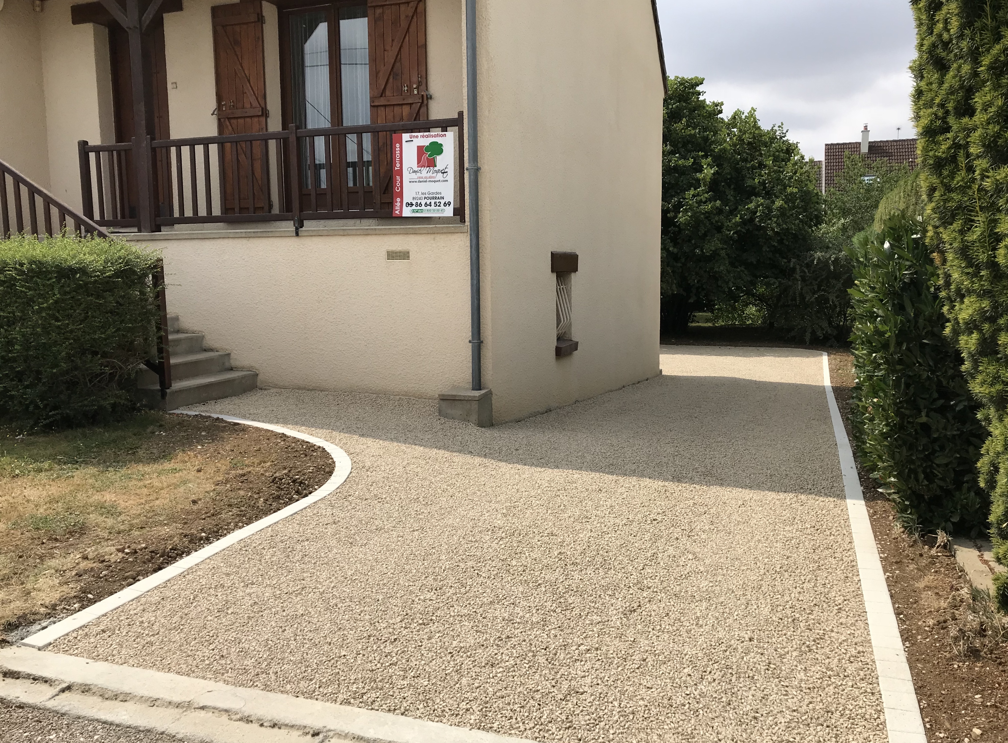 Conception Alle de garage en Gravistar - Entreprise Yverneau - Yonne ralise le 19/09/2018