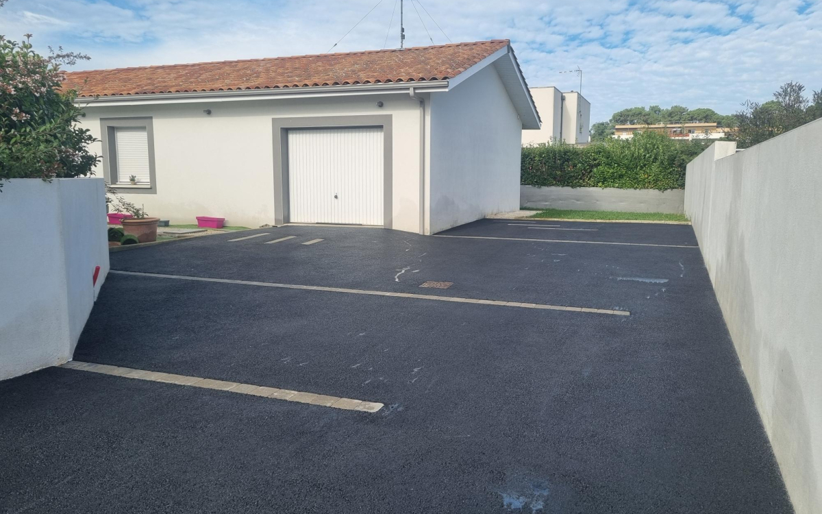 Conception Alle de garage en enrob  chaud  BOUCAU cre le 05/09/2022