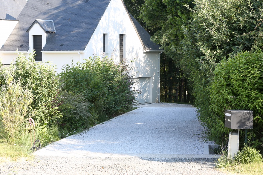 Cration Alle de garage en Alvostar, Gravistar et Pav la couture  Savonniere ralise le 22/06/2023