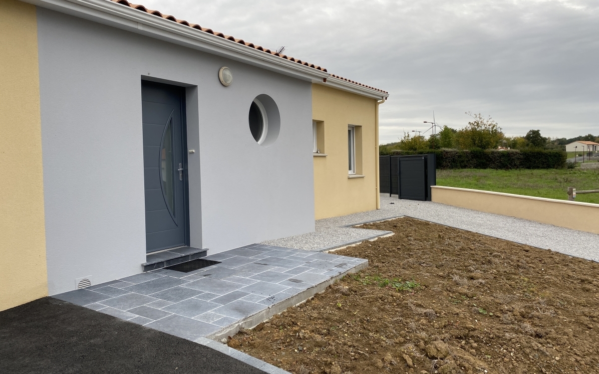 Conception Alle de garage en Alvostar, enrob  chaud, pavage dallage et Pav la couture  coron ralise le 07/09/2023