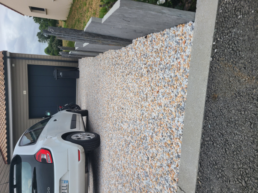 Ralisation Alle de garage en Alvostar Hawa et Pav la couture gris  La Gaubretire cre le 22/03/2023