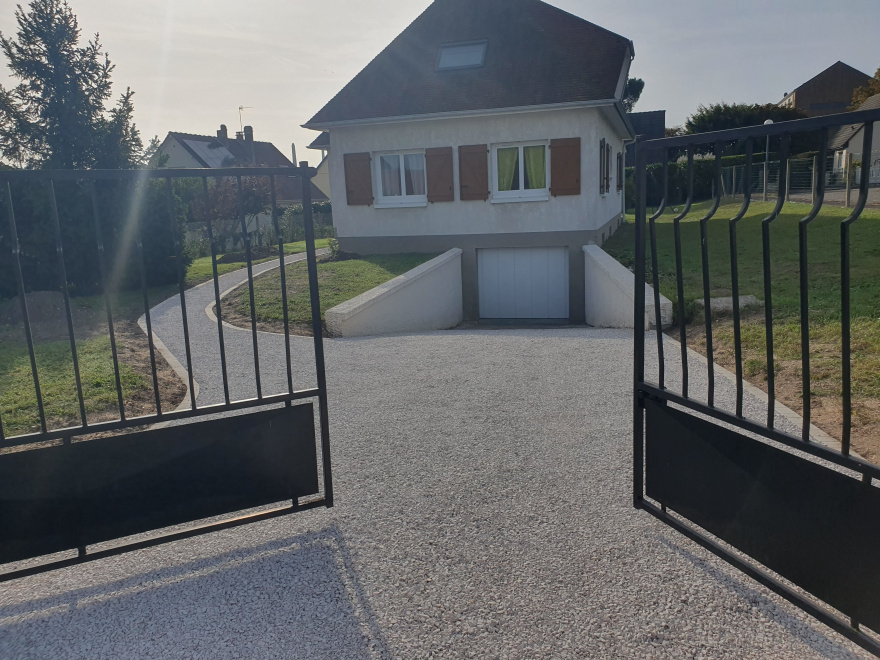 Ralisation Alle de garage en Alvostar et Pav la couture  Saint tienne du rouvray  cre le 24/10/2023