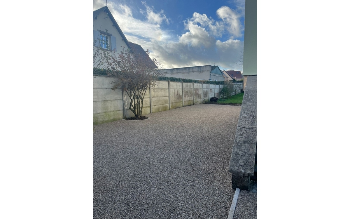 Conception Alle de garage en Alvostar - Eure-et-Loir cre le 09/04/2024