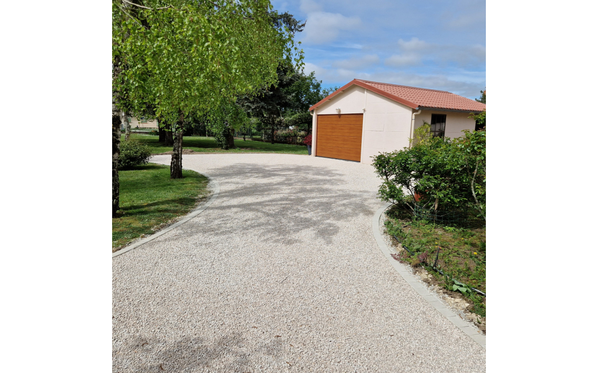 Ralisation Alle de garage en Alvostar - Loiret cre le 29/04/2024