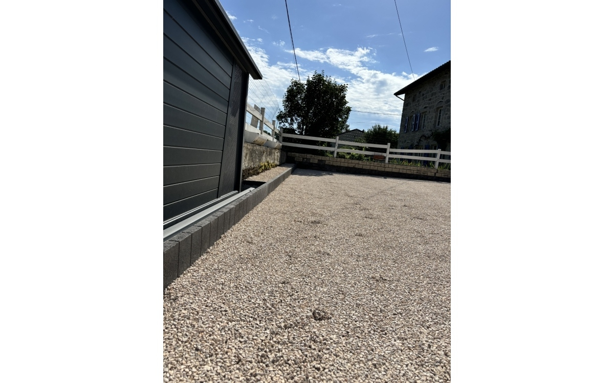 Conception Alle de garage en Alvostar, bordures haute couture et Pav la couture  Craponne-sur-Arzon  ralise le 22/06/2024