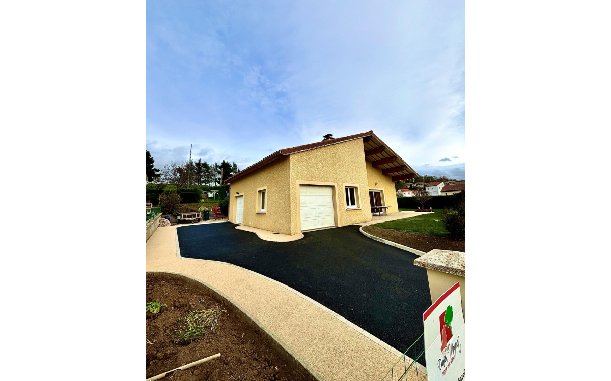 Cration Alle de garage en enrob  chaud, Minralstar  et Pav la couture  Laussonne conue le 25/11/2024