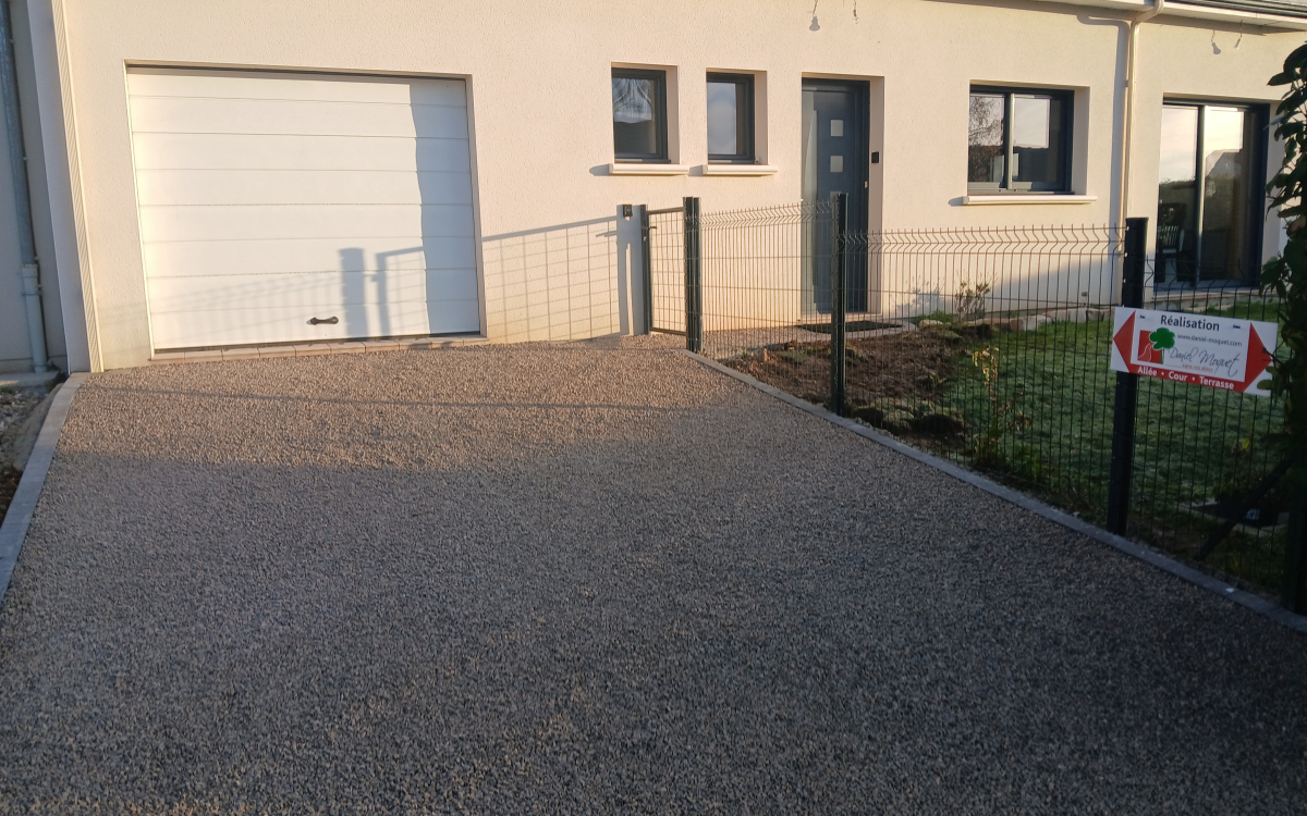 R�alisation All�e de garage en Alv�ostar� � St-sauveur  con�ue le 10/12/2025