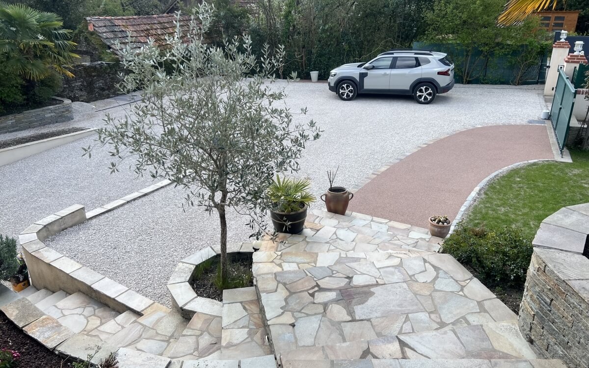 Cr�ation All�e de garage en Gravistar� et Hydrostar� - Maine et Loire