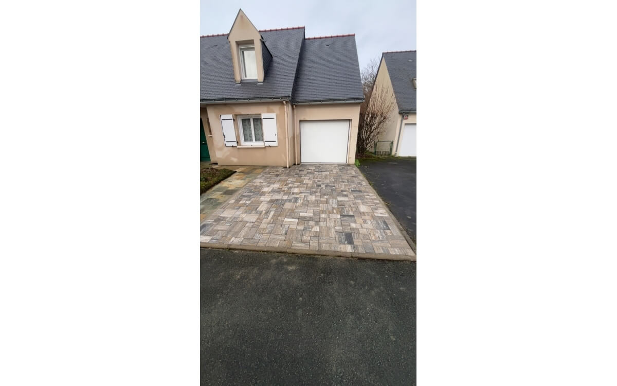 Conception All�e de garage en pavage - Maine et Loire