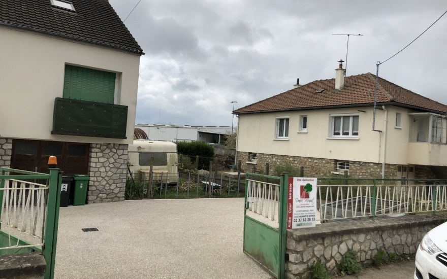 Ralisation Alle de garage en Alvostar  Nogent Le Rotrou cre le 21/08/2018