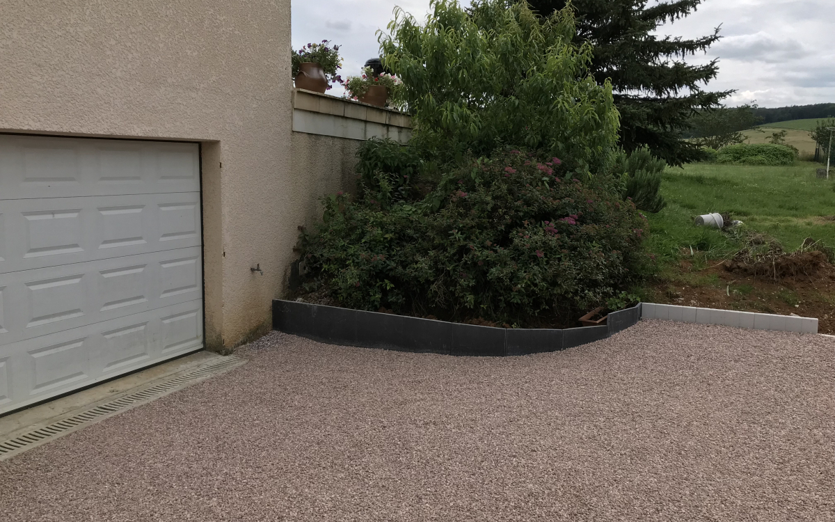 Conception Alle de garage en Gravistar - Entreprise Yverneau - Yonne ralise le 19/09/2018