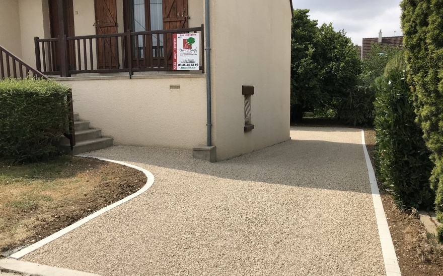 Cration Alle de garage en Gravistar - Entreprise Yverneau - Yonne conue le 19/09/2018