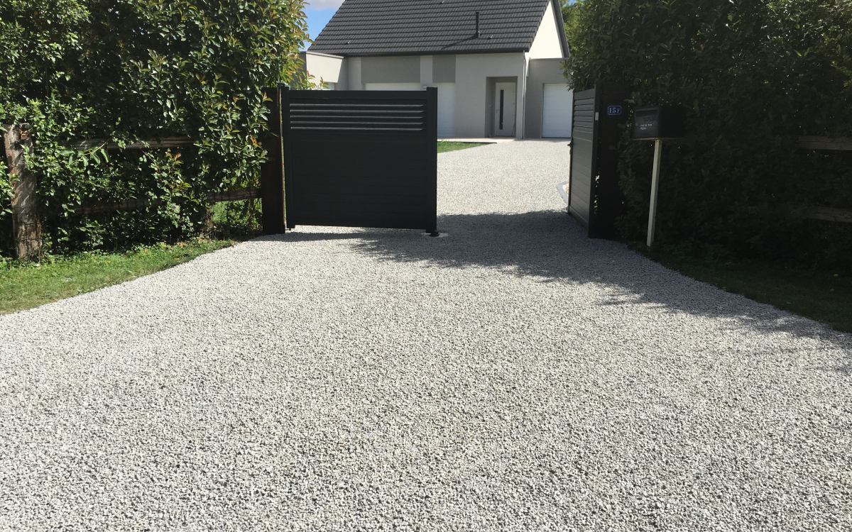 Conception Alle de garage en Gravistar - Entreprise Rammelaere  Le Fidelaire cre le 01/10/2018