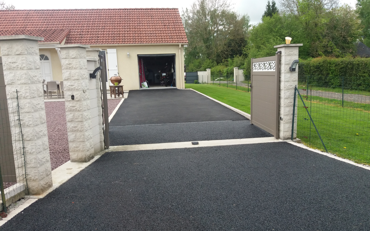 Conception Alle de garage en Stardraine, Enrob noir  chaud et Pav La Couture  Mathonville cre le 20/05/2019