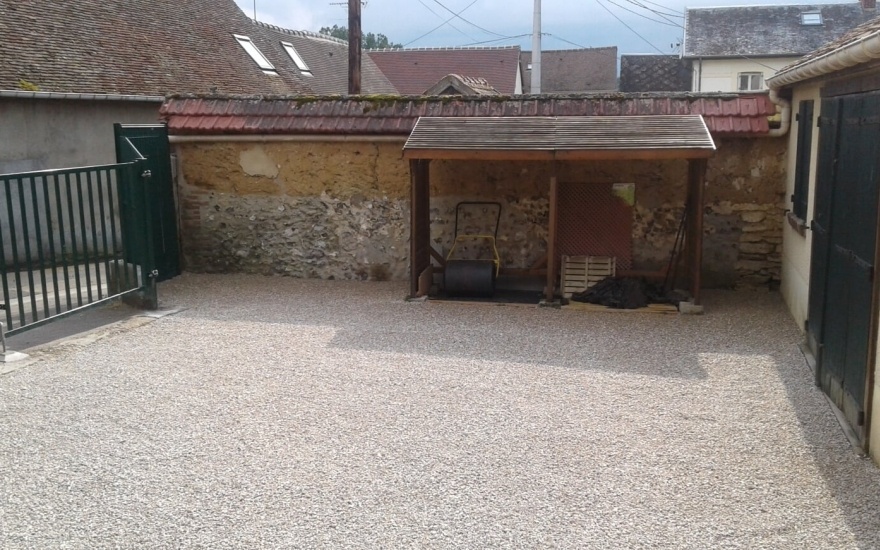 Ralisation Entre de garage en Alvostar - Oise conue le 25/07/2019