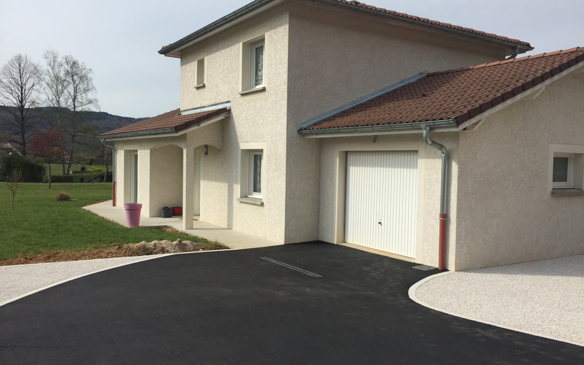 Conception Alle de garage en Alvostar et enrob  chaud  BEARD GEOVREISSIAT cre le 10/09/2019