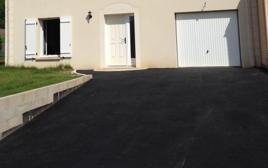 Cration Alle de garage en enrob  chaud  Morigny Champigny conue le 01/05/2025