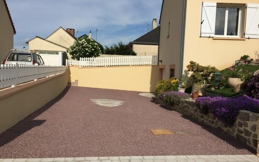 R�alisation All�e de garage en Alv�ostar� � Evron con�ue le 13/12/2025