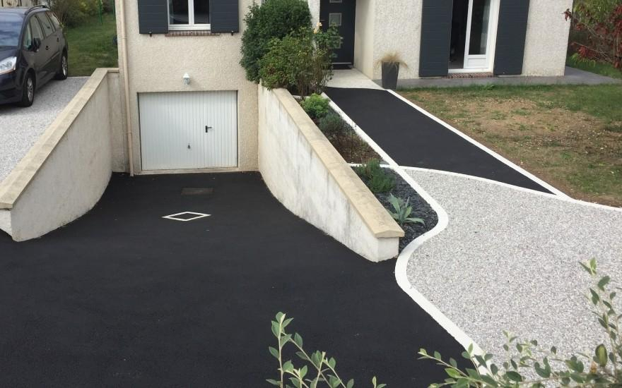 Cration Alle de garage en enrob noir  chaud  Freneuse