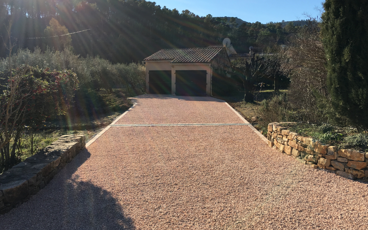Conception Alle de garage en Gravistar  Tourves cre le 30/04/2025