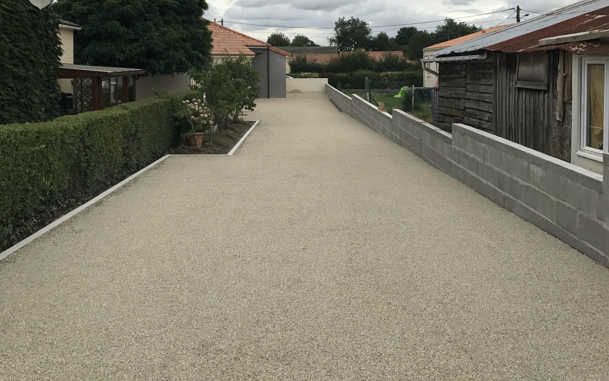 Ralisation Alle de garage en Gravistar  Melay cre le 01/05/2025
