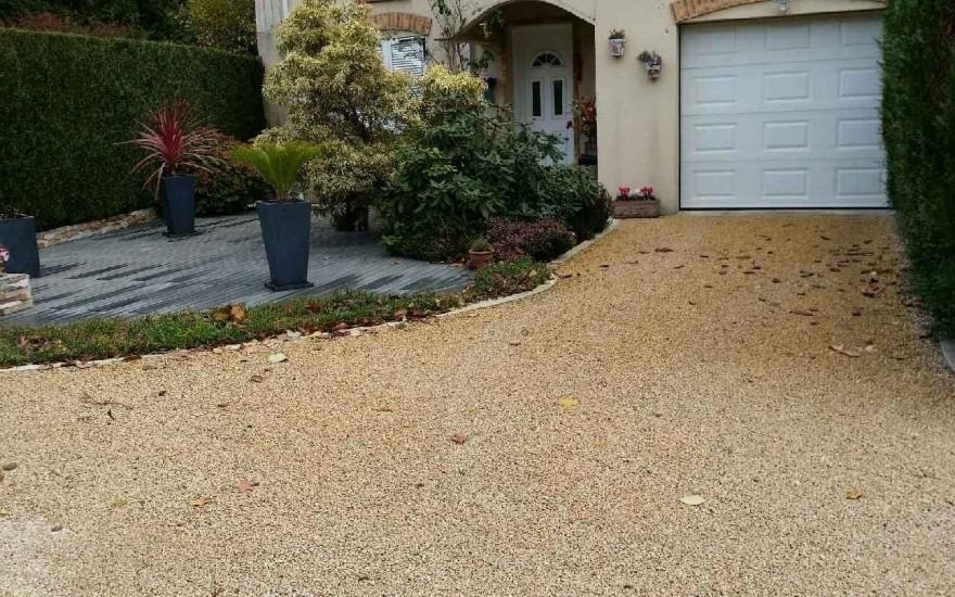 Cration Alle de garage en Alvostar  Saclay conue le 30/04/2025