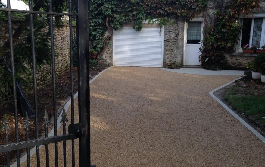 Ralisation Alle de garage en Alvostar beige  Saint Escobille