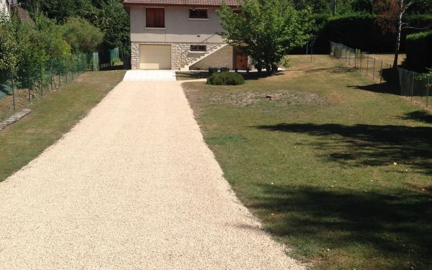 Conception Alle de garage en Gravistar beige  Boigneville ralise le 30/04/2025