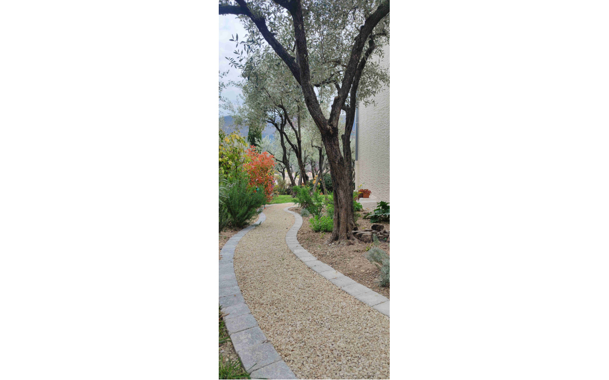 Ralisation Alle de jardin en Alvostar - Drme cre le 14/04/2022