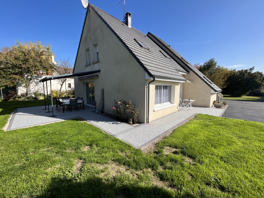 Conception Alle de jardin en Hydrostar  Pars Les Romilly ralise le 17/10/2022