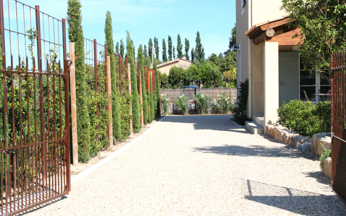 Conception Alle de jardin en Alvostar  L ISLE SUR LA SORGUE ralise le 19/04/2023