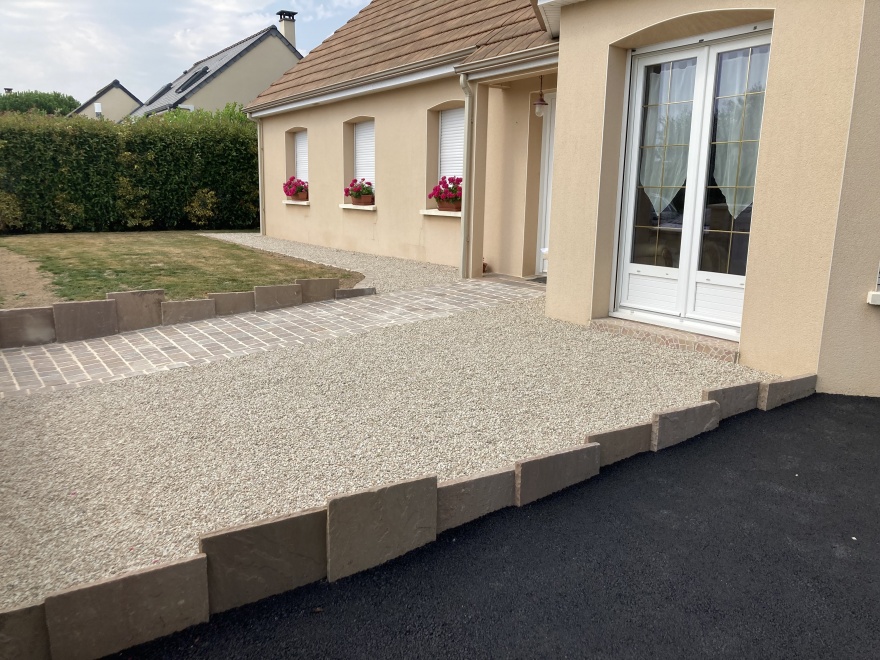 Ralisation Alle de jardin en Alvostar - Sarthe cre le 13/05/2022