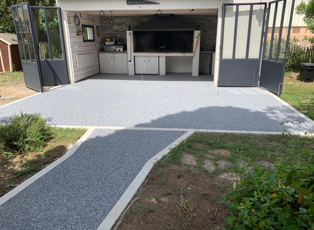 Cration Alle de jardin en Hydrostar et Pav la couture - Hrault ralise le 29/09/2023