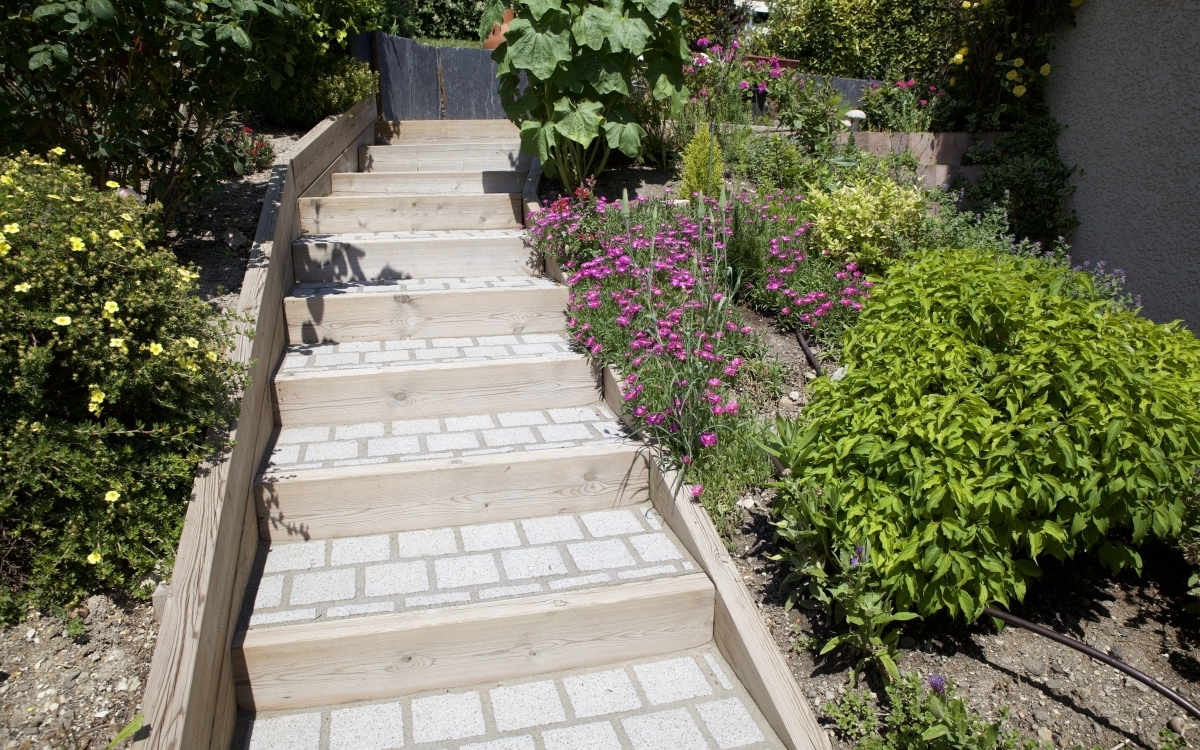 Ralisation Alle de jardin en pavage cre le 24/11/2023