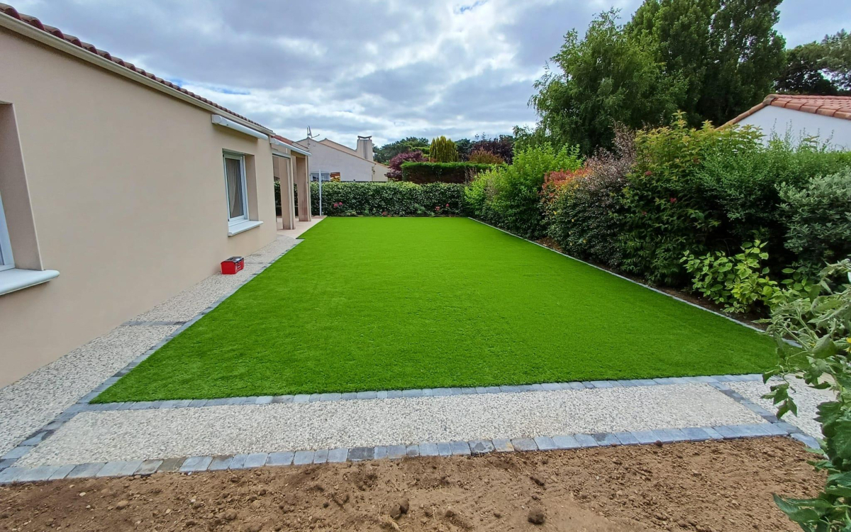 Conception Alle de jardin en bton decoratif et Dm green - Vende ralise le 23/12/2024