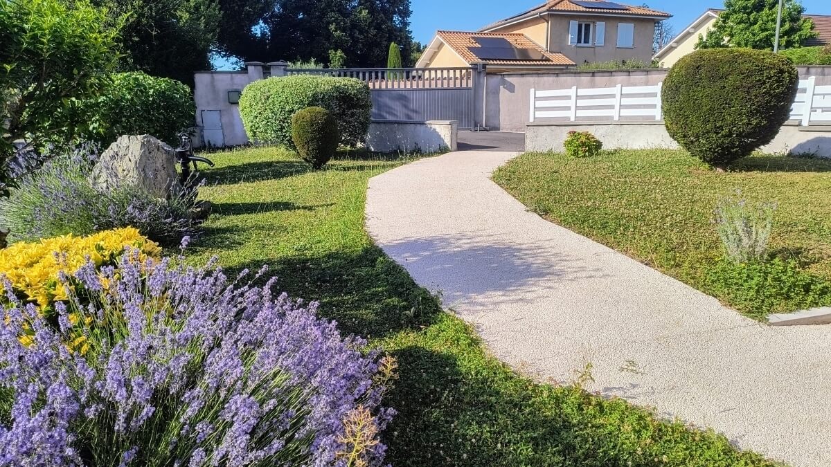 Conception All�e de jardin en Alv�ostar� Test Leb - Mayenne r�alis�e le 07/04/2026