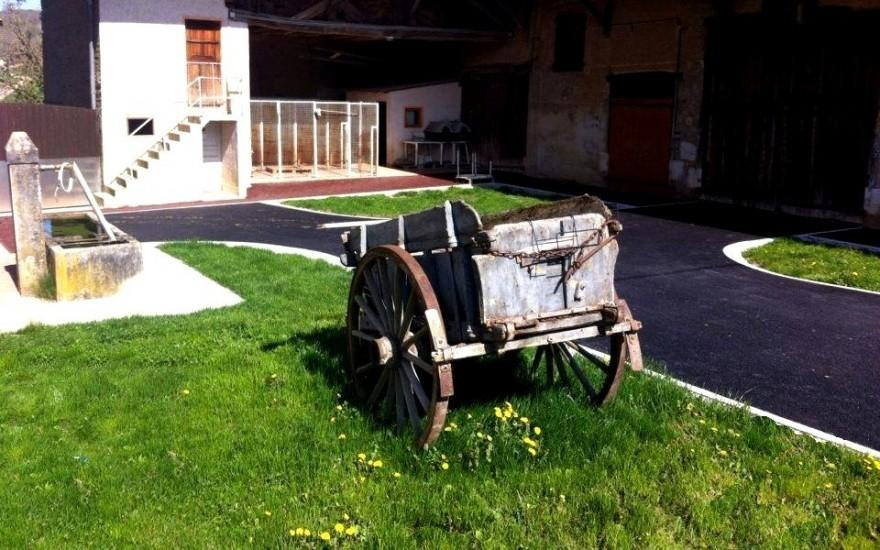 Cration Alle de jardin en enrob noir  chaud  Montferrat ralise le 24/04/2024