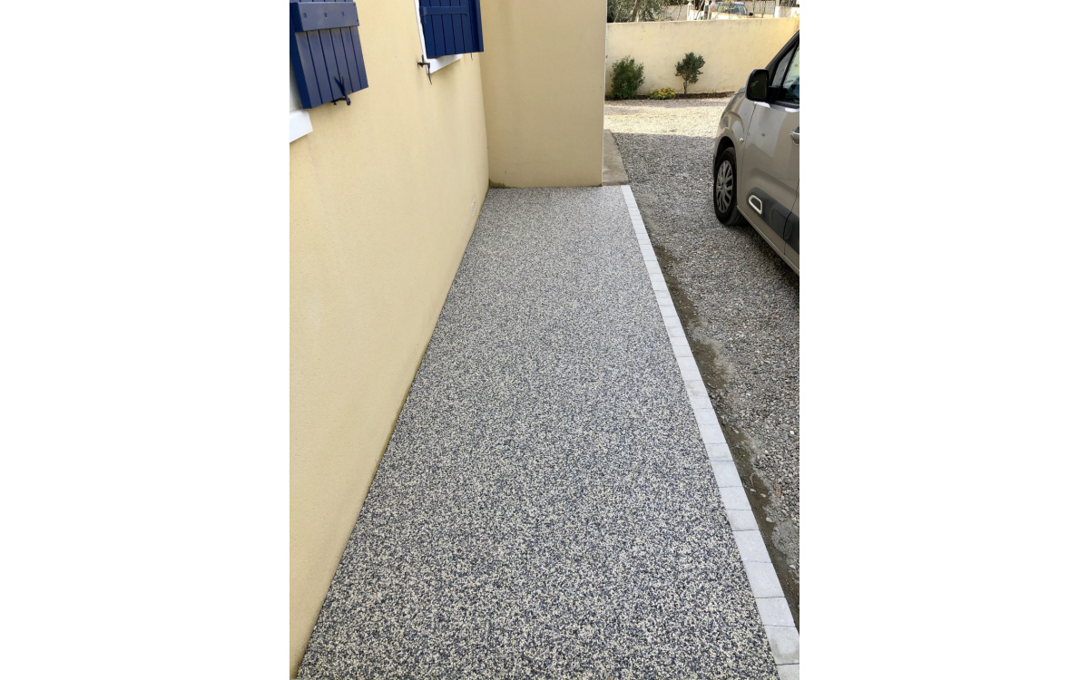 Cration Alle pitonne en Hydrostar (couleur nuage) et Pav la couture  Saint Nazaire D Aude ralise le 11/03/2021