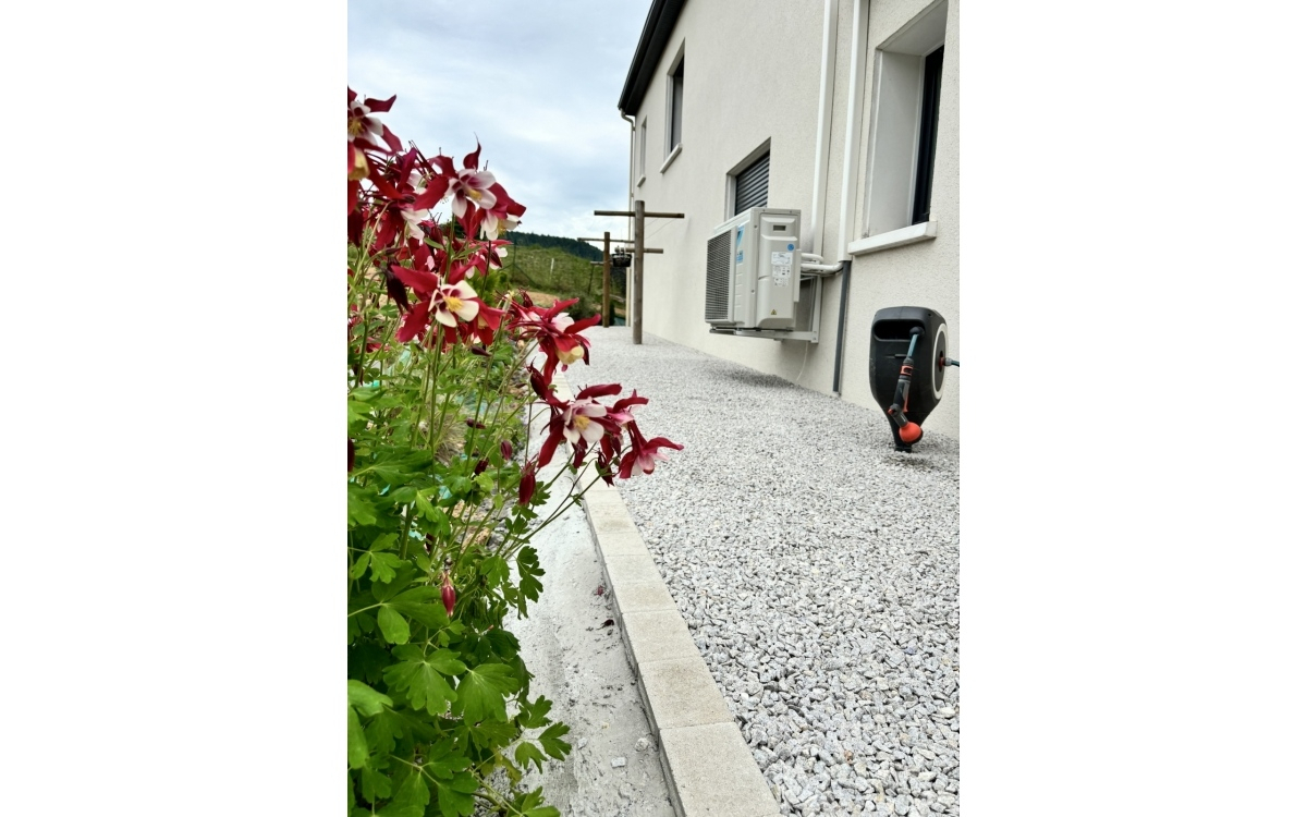 Ralisation Alle pitonne en Alvostar et Pav la couture  St-pierre-Eynac  cre le 17/06/2024