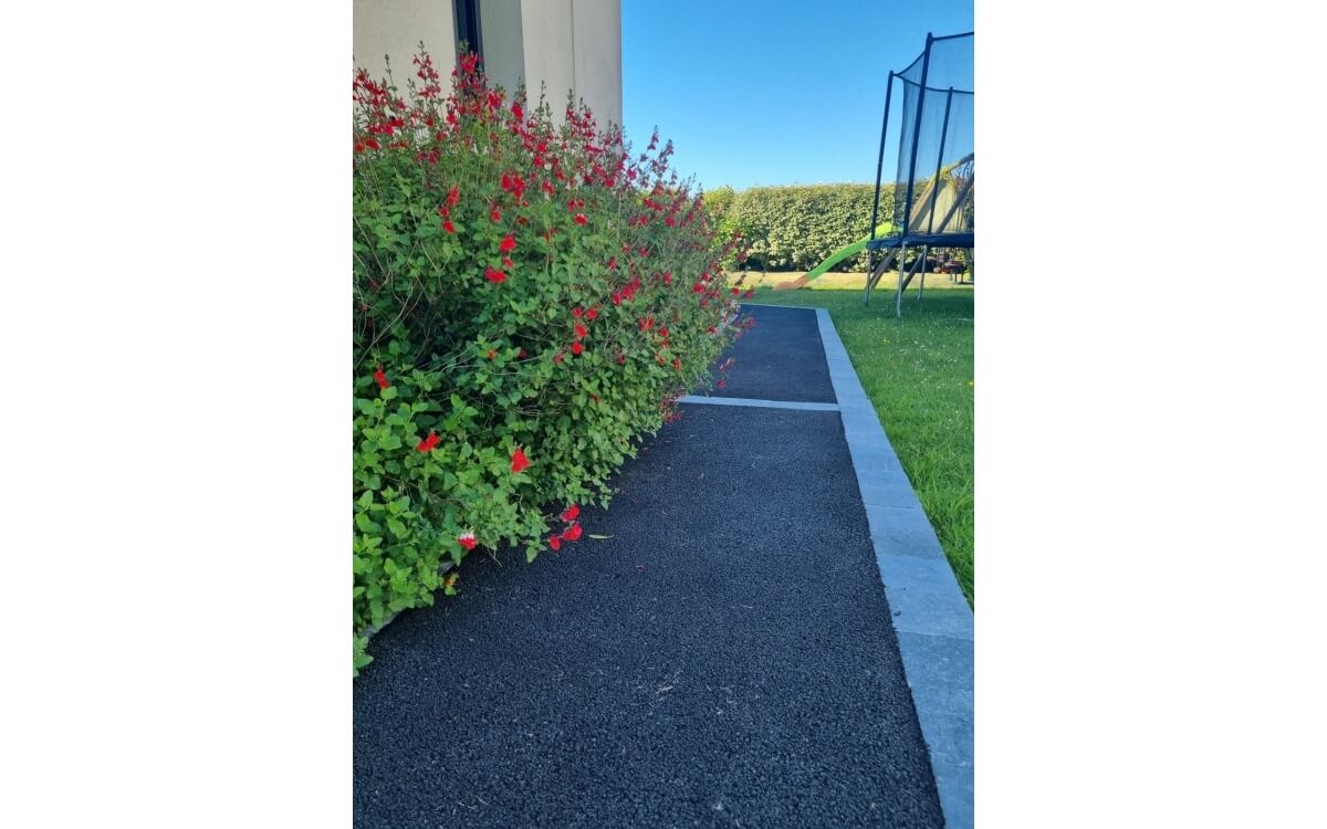 Cration Alle pitonne en enrob  chaud  Isneauville conue le 23/05/2025