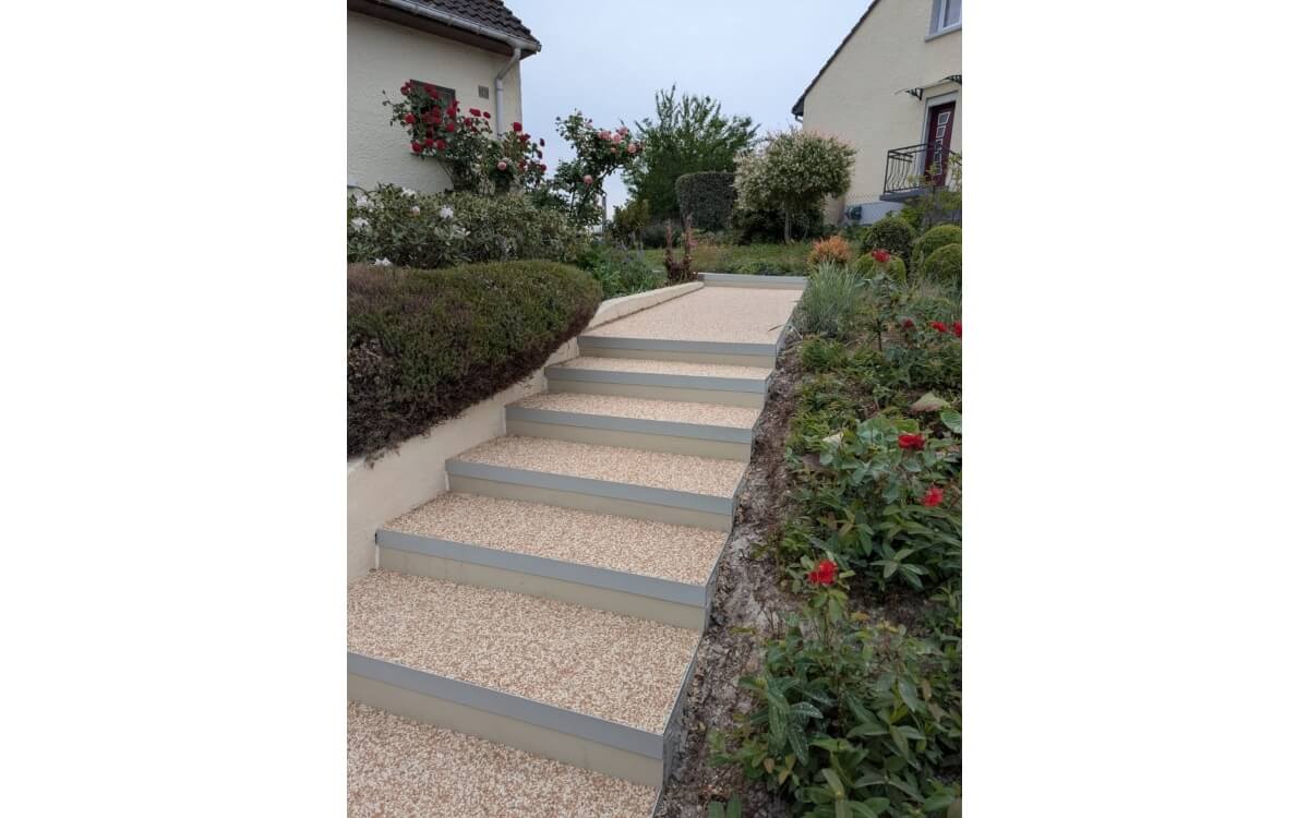 Cr�ation All�e pi�tonne en Hydrostar� � Dreuil les Amiens  con�ue le 22/05/2025