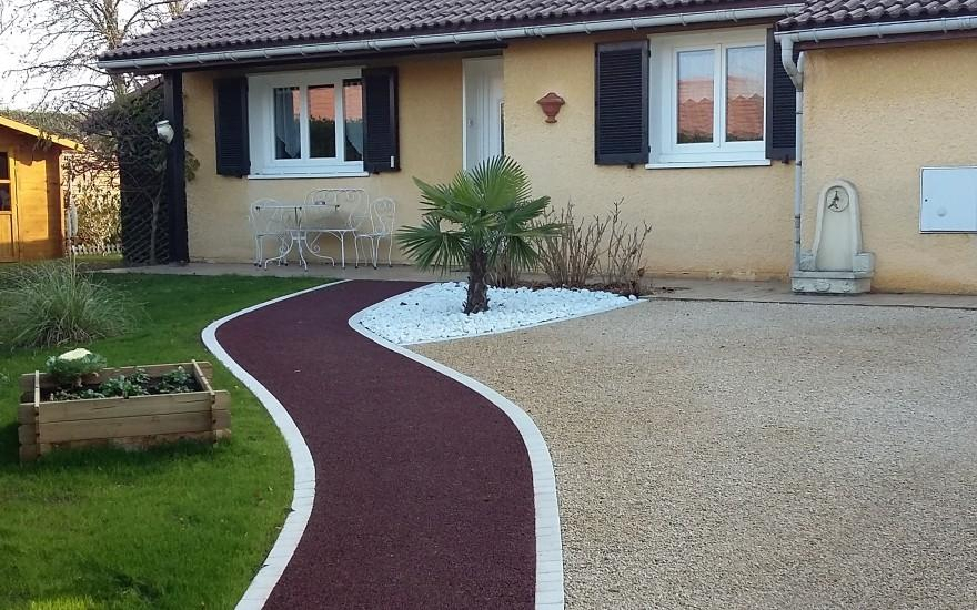 R�alisation All�e pi�tonne en Stardraine� et Gravistar� � Saint-Laurent-de-Mure cr��e le 13/12/2025