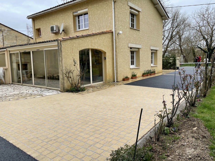 Cration Chemin en pavage dallage - Gironde conue le 18/05/2021