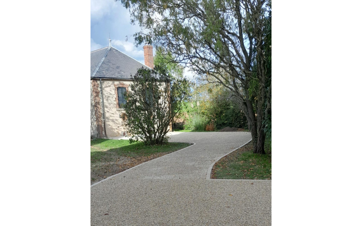 Ralisation Chemin en Gravistar et Pav la couture  Le GaultSoigny cre le 31/10/2022