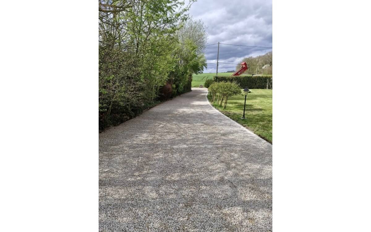 Ralisation Chemin en Gravistar et Pav la couture  BOURTHEROULDE conue le 01/12/2025