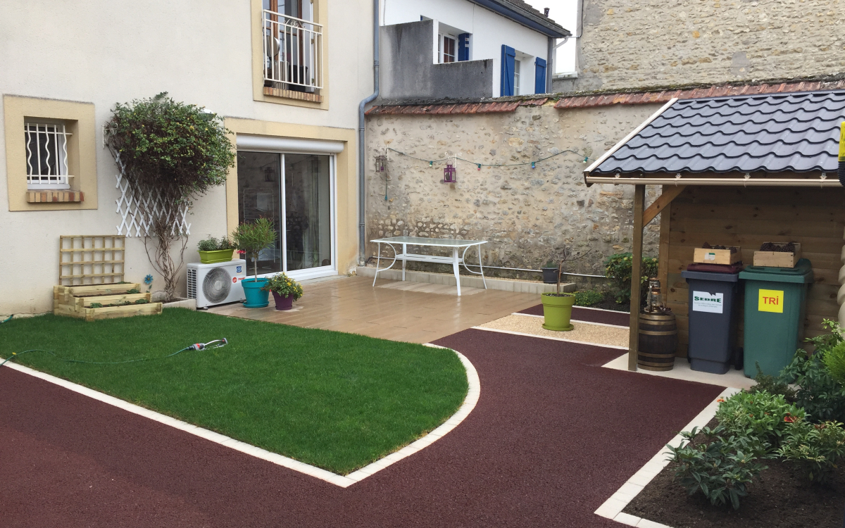 Ralisation Cour en Boib et Stardraine - Essonne conue le 13/11/2015