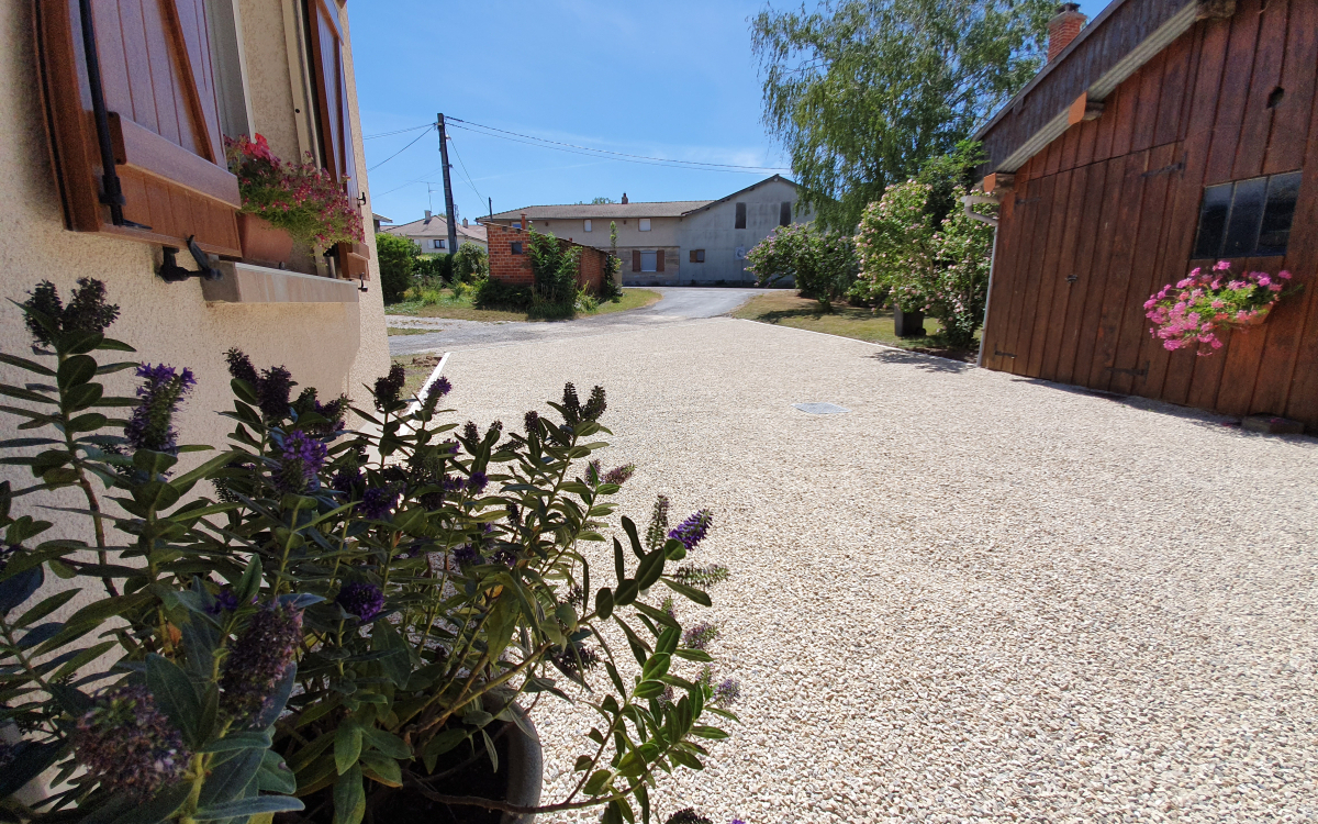 Conception Cour en Alvostar et Pav la couture  LA CHAPELLE FELCOURT ralise le 20/07/2020