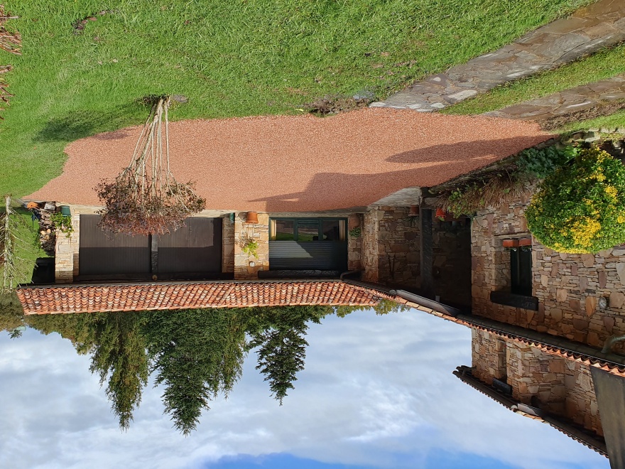 Cration Cour en Alvostar  Urrugne  ralise le 17/03/2022