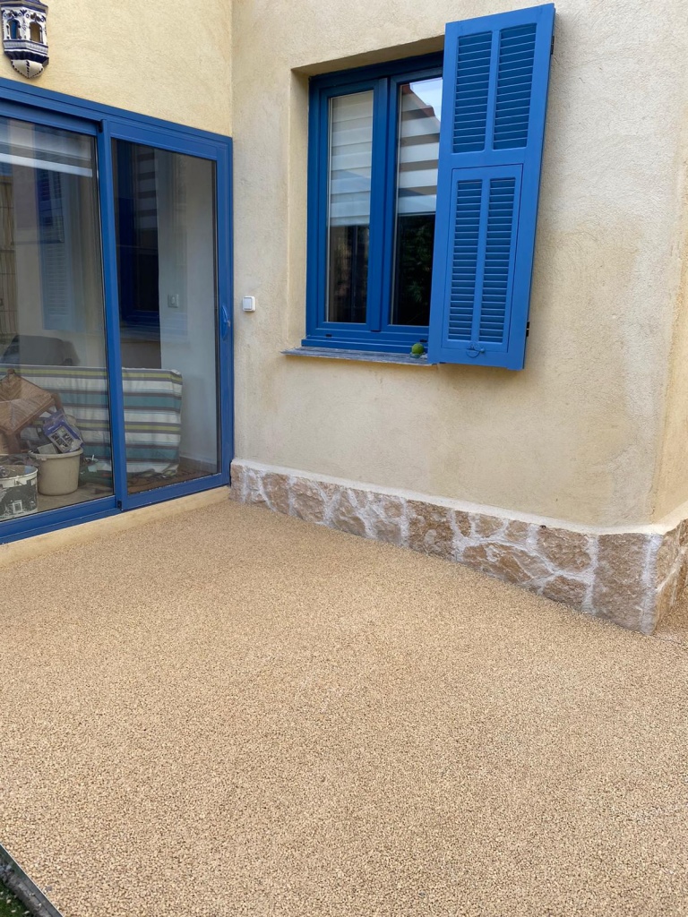 Cration Cour en Hydrostar - Alpes Maritimes ralise le 09/12/2021
