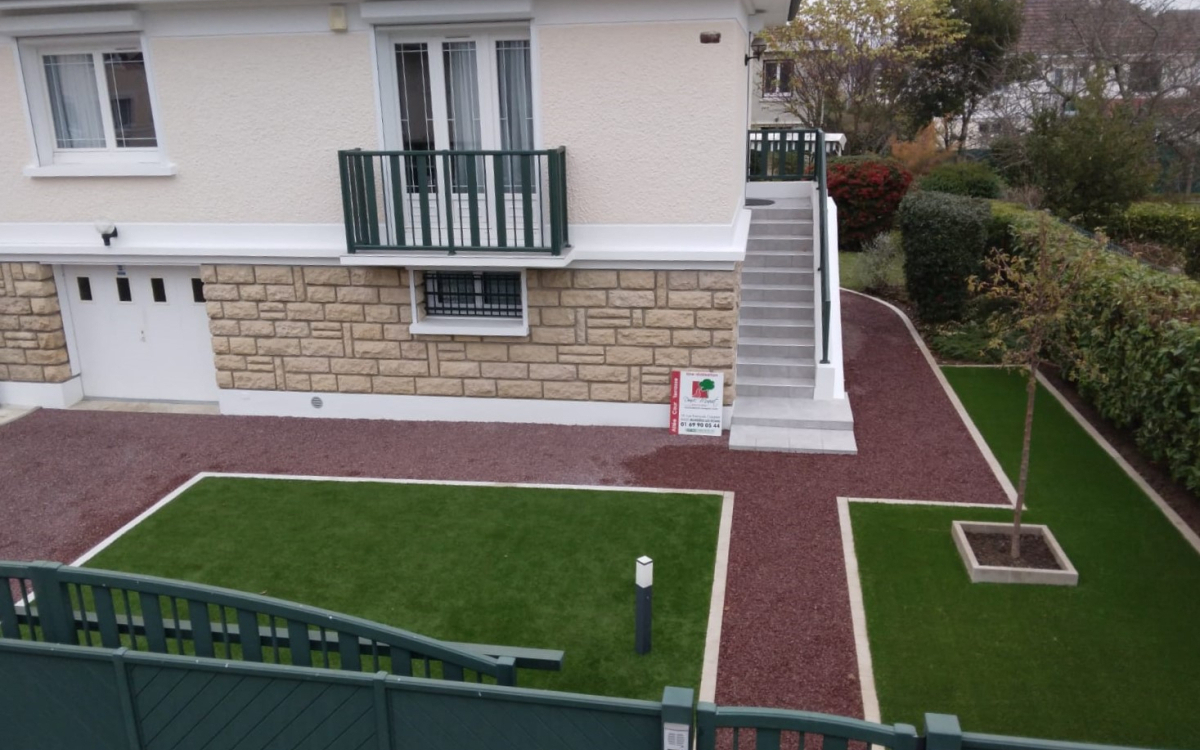 Cration Cour en Alvostar et Dm green  Combs la ville ralise le 04/05/2020